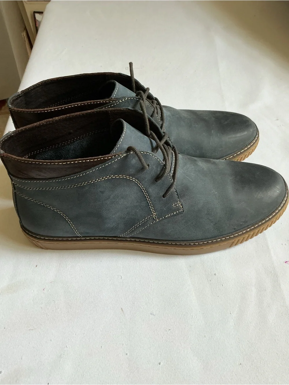Johnston & Murphy classic chukka